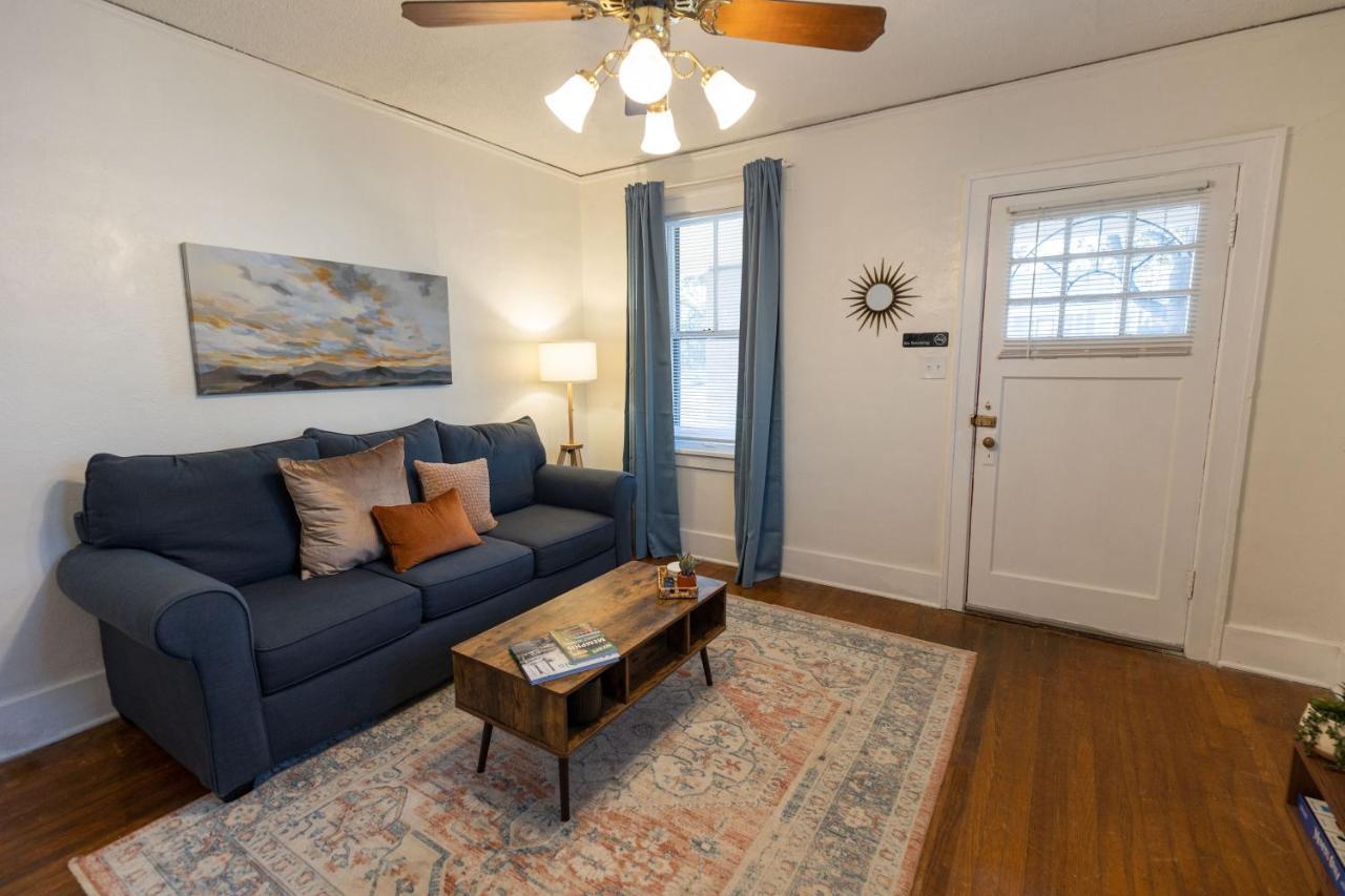 Historic Revival King Bed Midtown Memphis 68 Yes Pets Fast Wifi Free Parking Villa Eksteriør billede