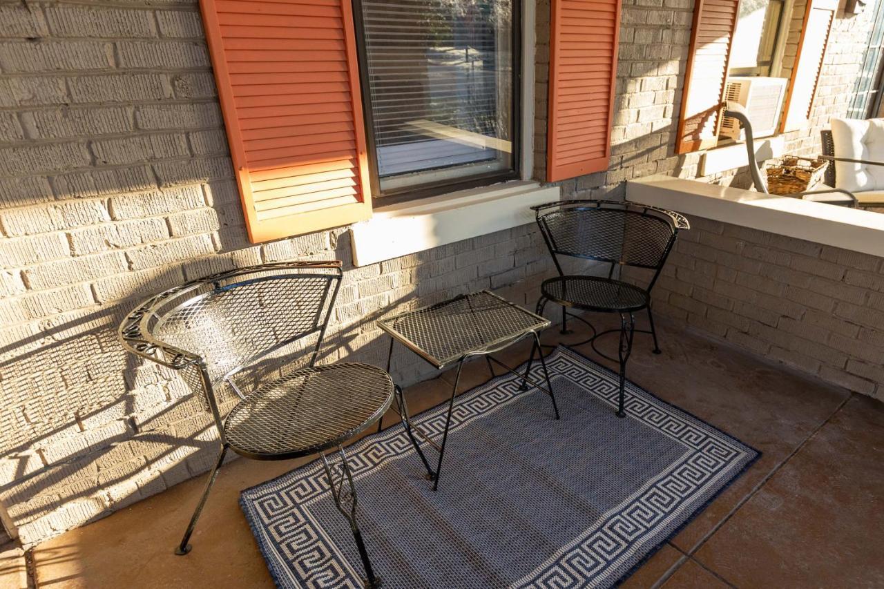 Historic Revival King Bed Midtown Memphis 68 Yes Pets Fast Wifi Free Parking Villa Eksteriør billede