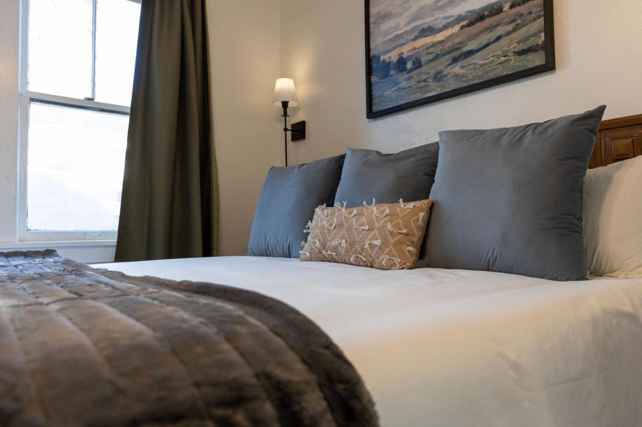 Historic Revival King Bed Midtown Memphis 68 Yes Pets Fast Wifi Free Parking Villa Eksteriør billede